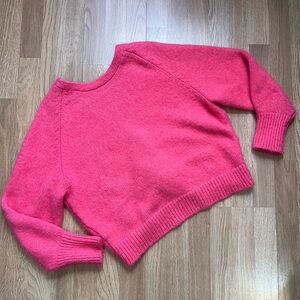 Women's Pink Sweater